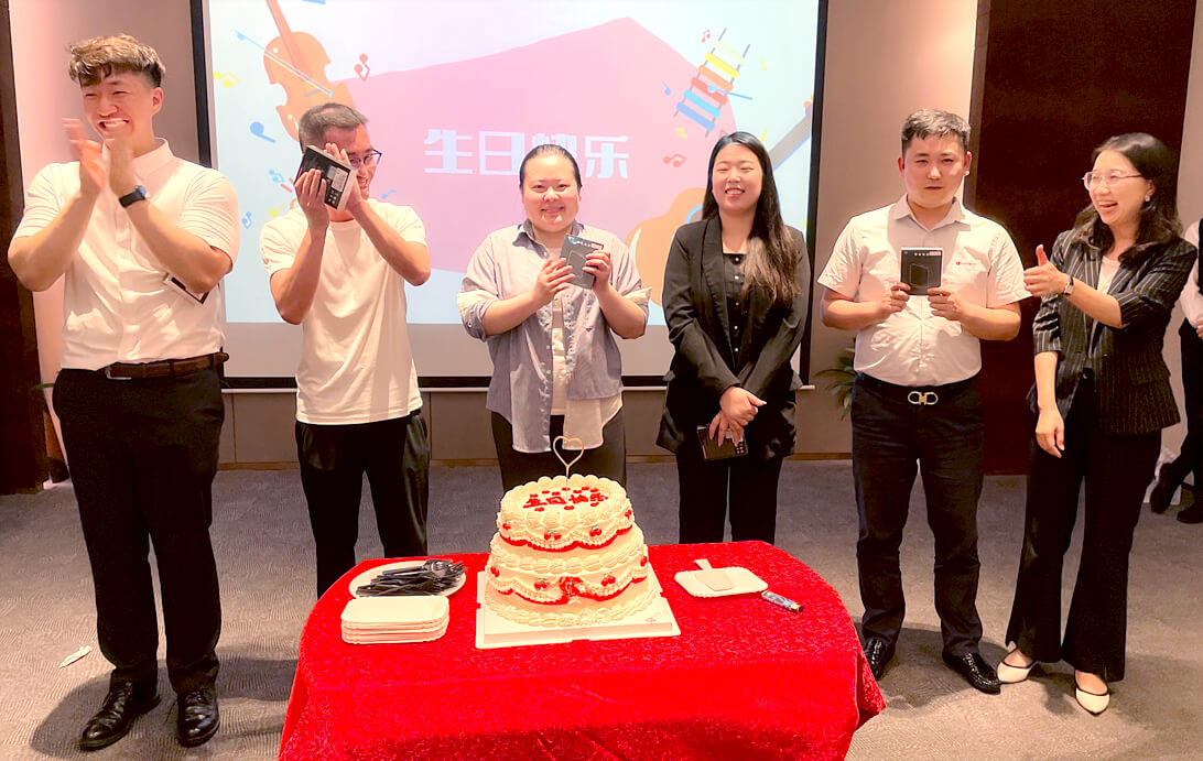 生(sheng)日(ri)會